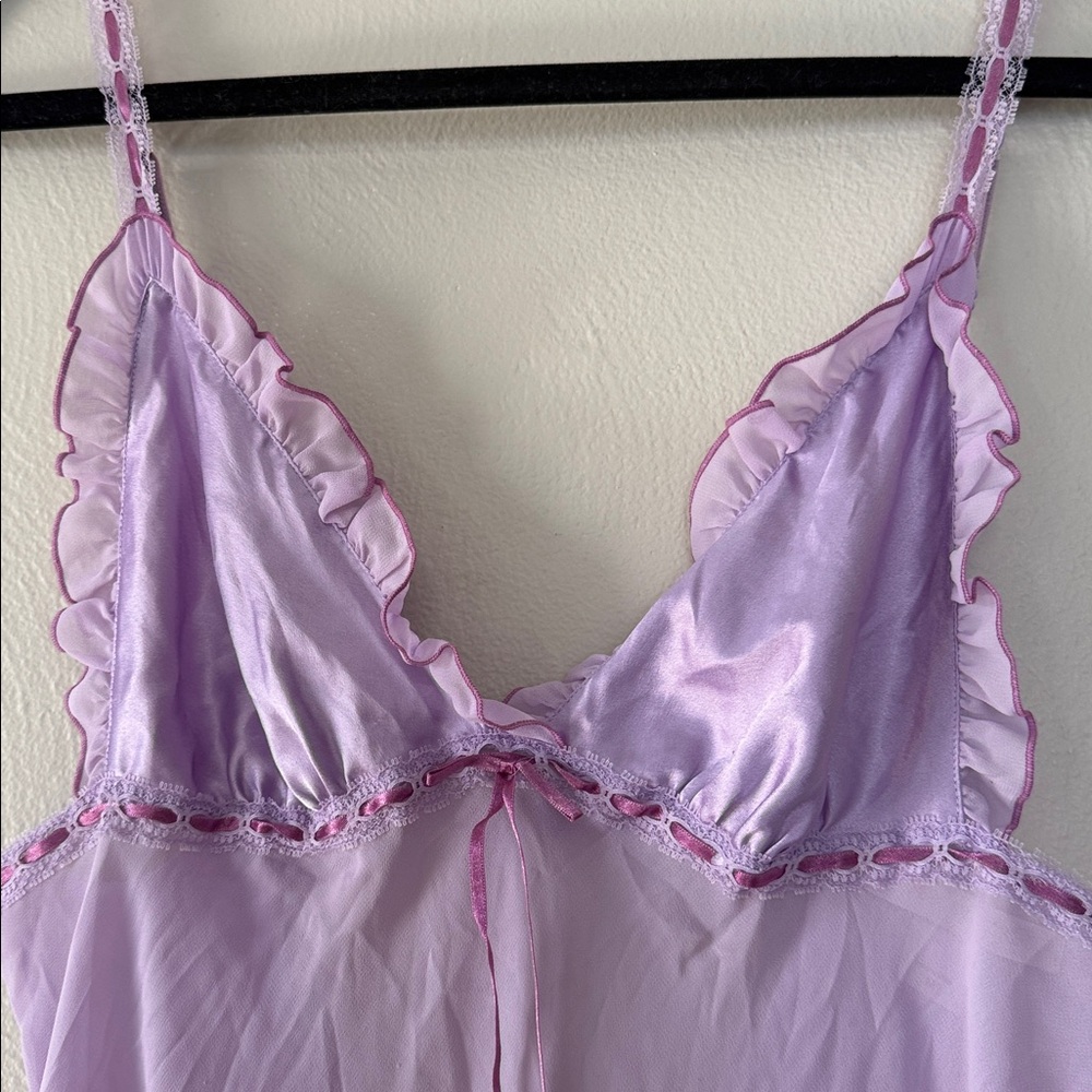 Victoria's Secret Lilac Ruffle Chemise medium - Picture 2 of 5